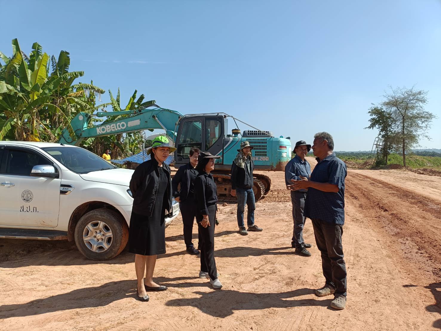 title - ปทจ.กระบี่ พร้อมเจ้าหน้าที่ที่เกี่ยวข้องลงพื้นที่ติดตามความก้าวหน้าการดำเนินงานโครงสร้างพื้นฐานในพื้นที่ คทช.แปลงตำบลกระบี่น้อย